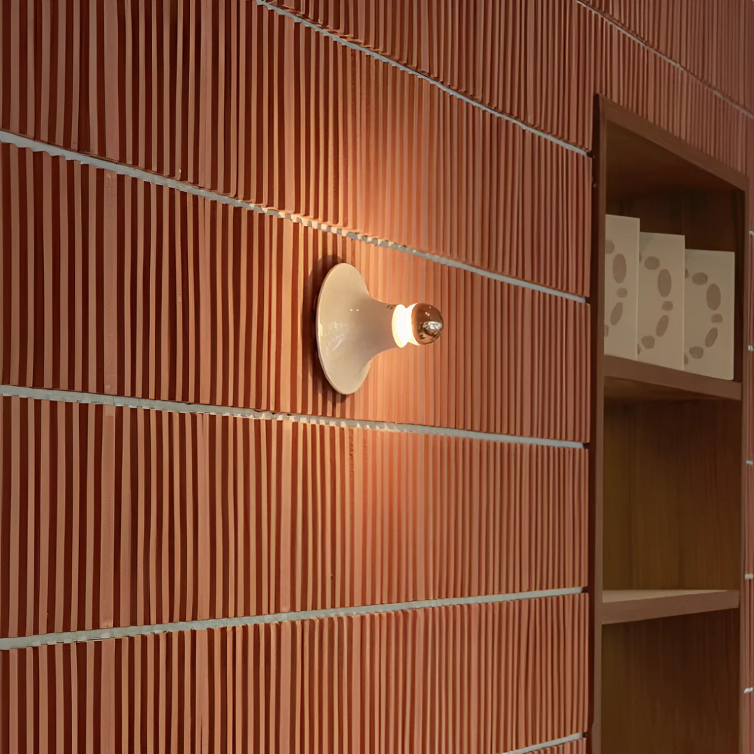 Kinkiet Retro Bauhaus z Odsłoniętą Żarówką i Okrągłą Tarczą