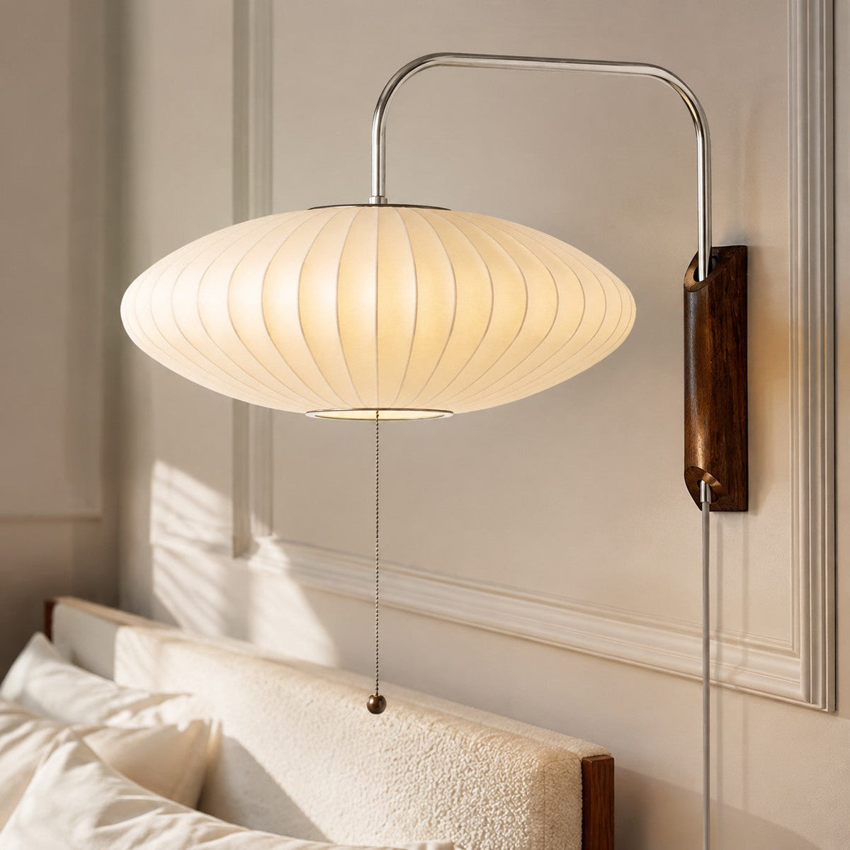 Lampa Ścienna Retro z Abażurem Bąbelkowym i Drewnianą Podstawą