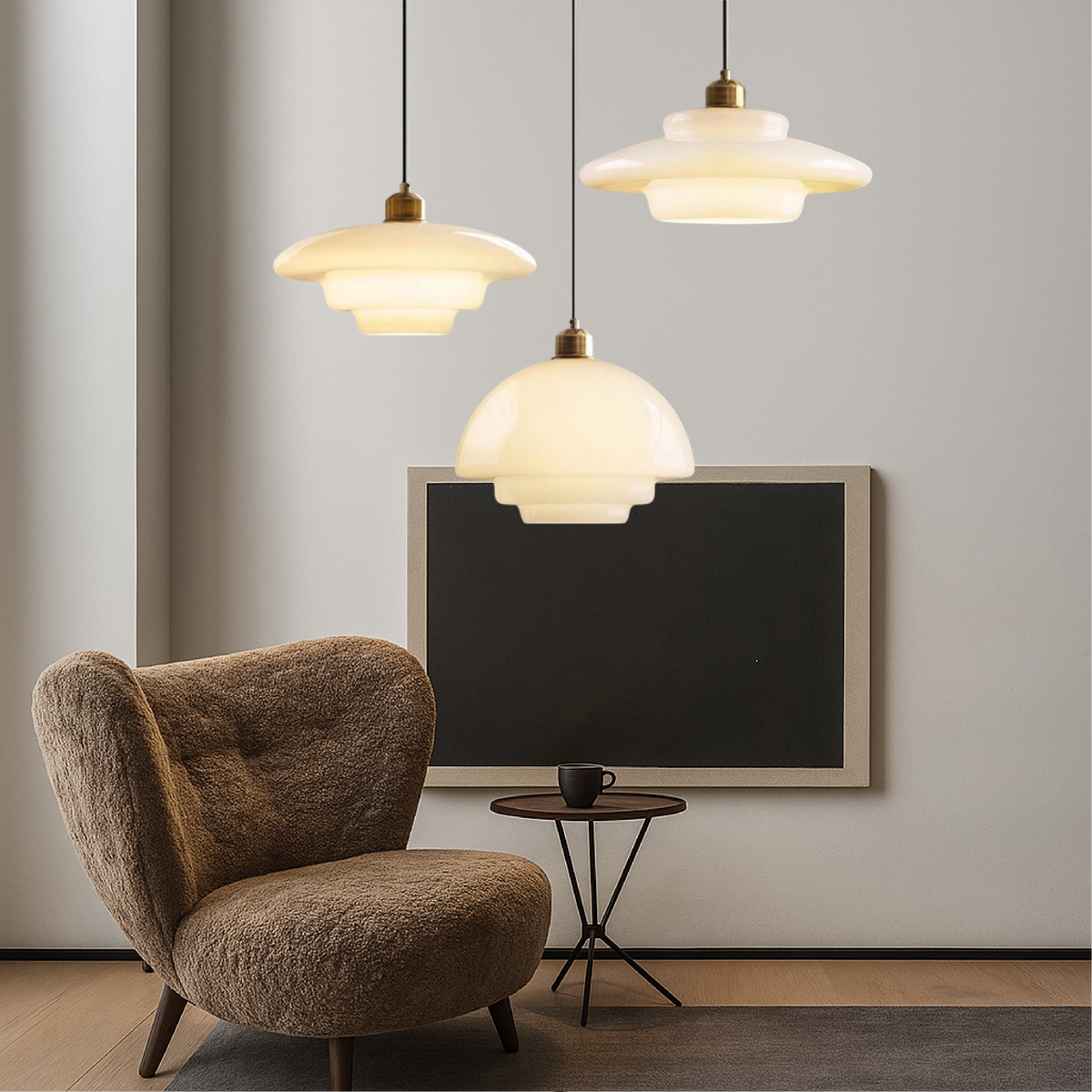 Lampa Wisząca Art Deco ze Szklanym Kloszem w Kształcie Kopuły
