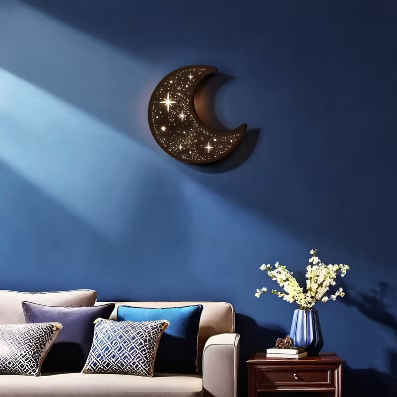 Lampa Ścienna w Kształcie Księżyca w Fazie Półksiężyca