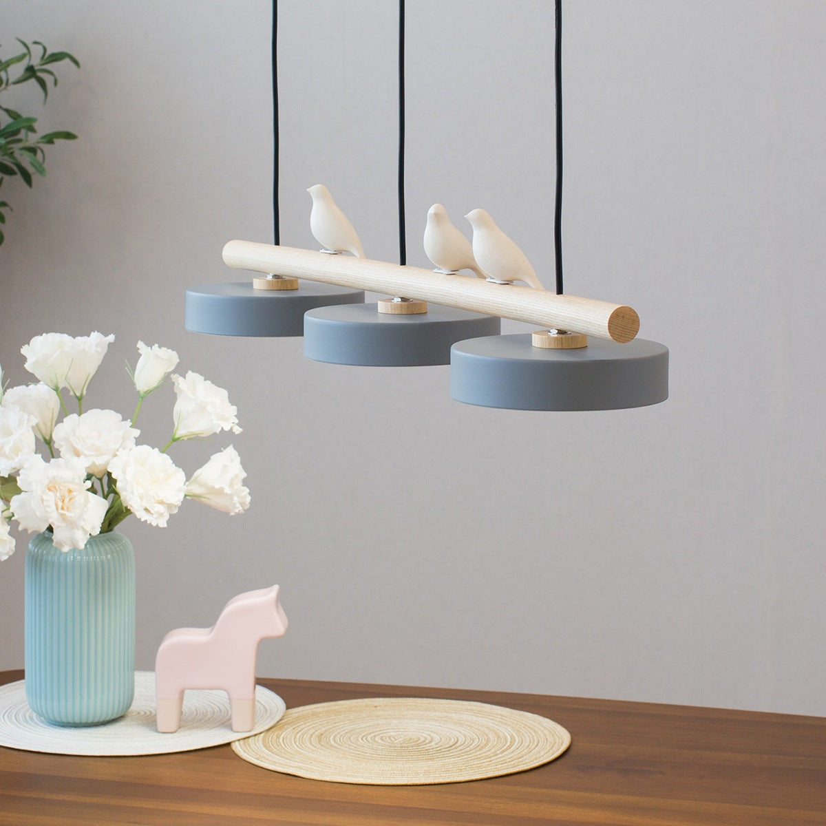 Lampa Wisząca LED Nowoczesna z Motywem Ptaka i Dekoracyjną Konstrukcją 3