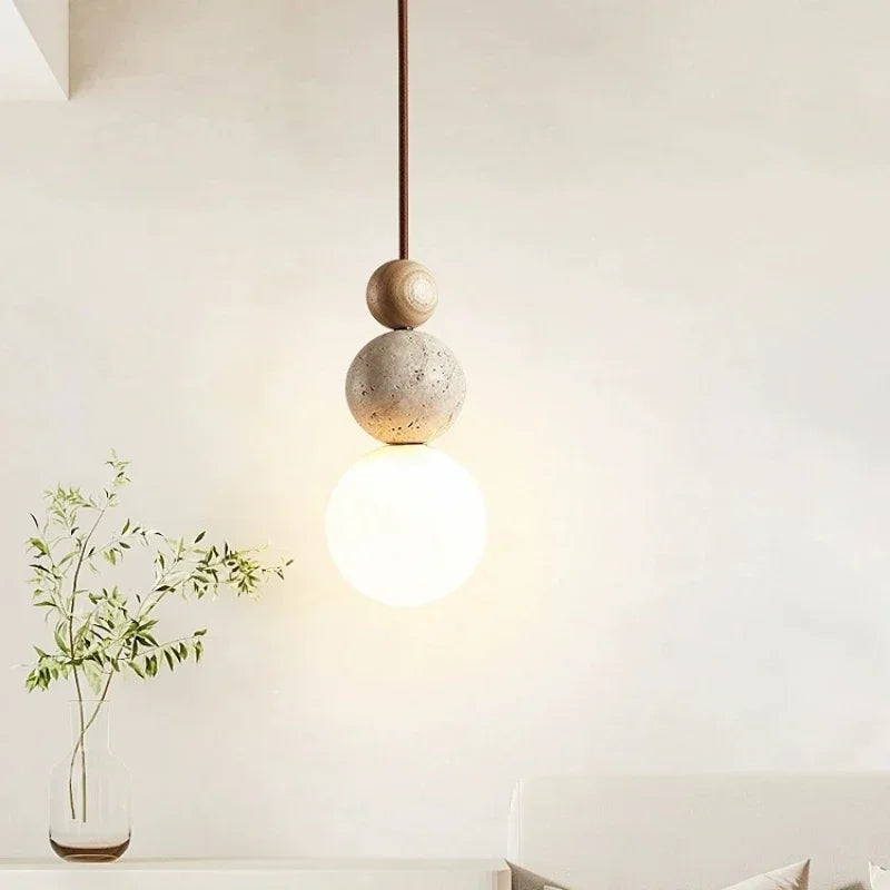 Lampa Wisząca Nowoczesna z Mlecznymi Kloszami i Drewnianymi Detalami 3