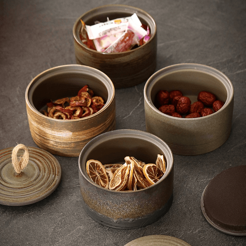 Ceramiczny Pojemnik z Pokrywką i Uchwytem z Juty w Stylu Wabi-Sabi ##POS:7##