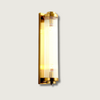 Kinkiet Art Deco z Ryflowanym Szkłem w Złotej Oprawie
