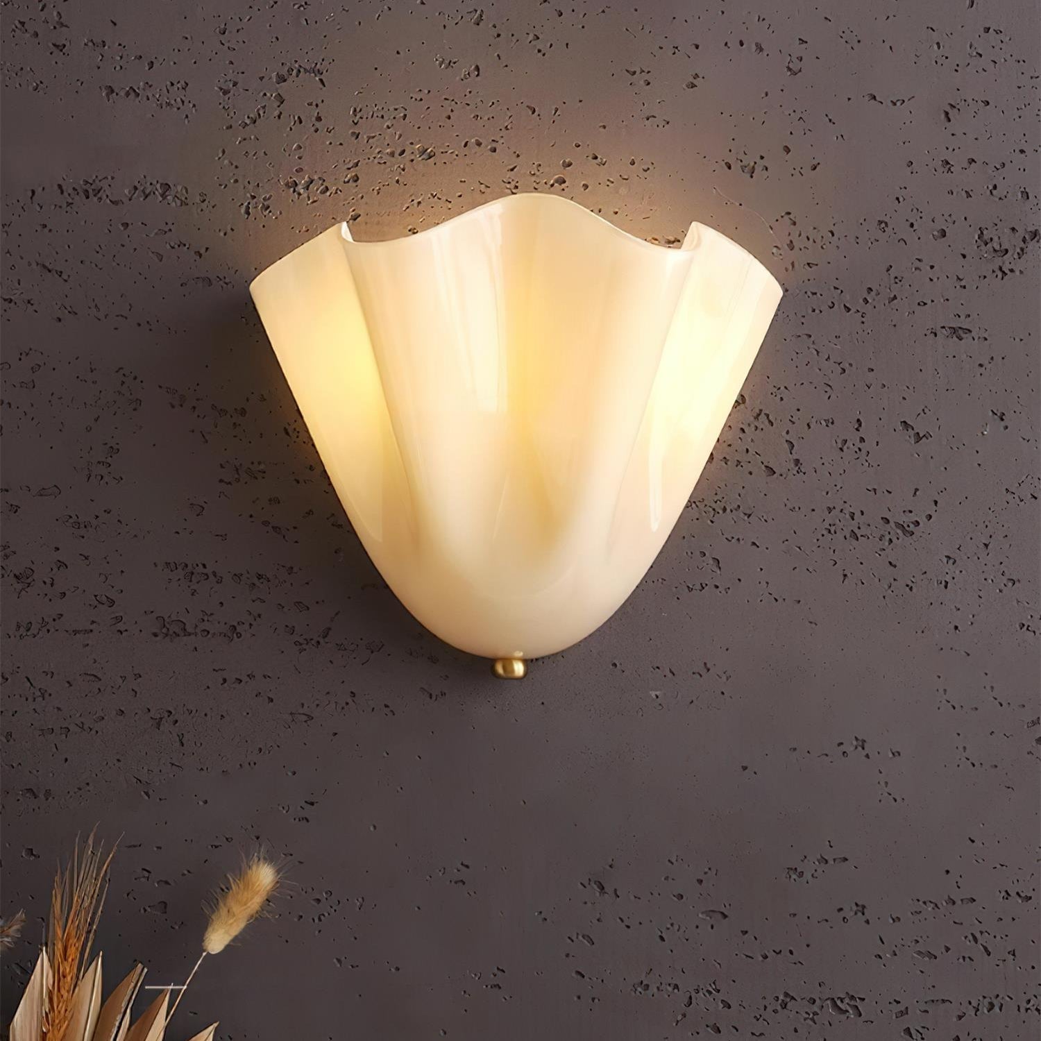 Kinkiet Art Deco ze Szklanym Kloszem w Kształcie Tulipana
