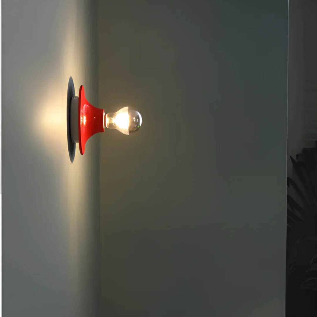 Kinkiet Retro Bauhaus z Odsłoniętą Żarówką i Okrągłą Tarczą