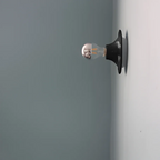Kinkiet Retro Bauhaus z Odsłoniętą Żarówką i Okrągłą Tarczą