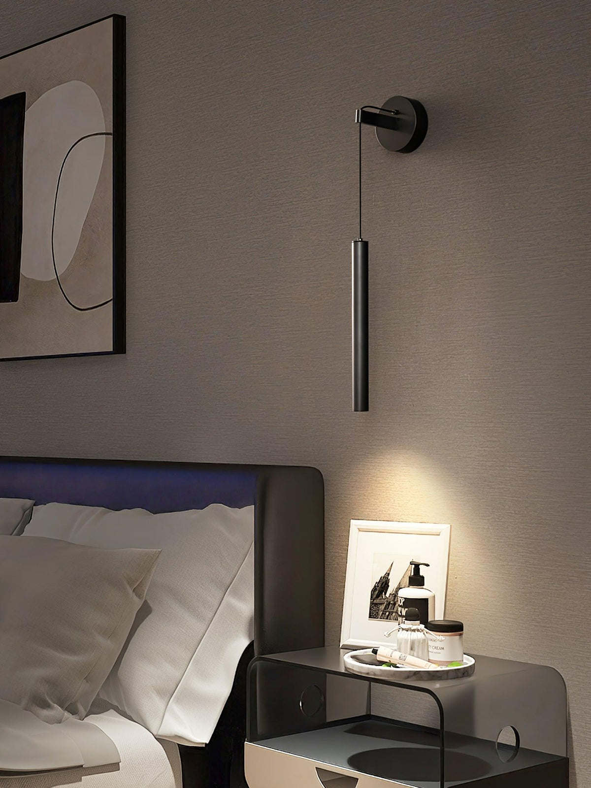 Lampa Ścienna Minimalistyczna z Cylindrycznym Kloszem na Kablu