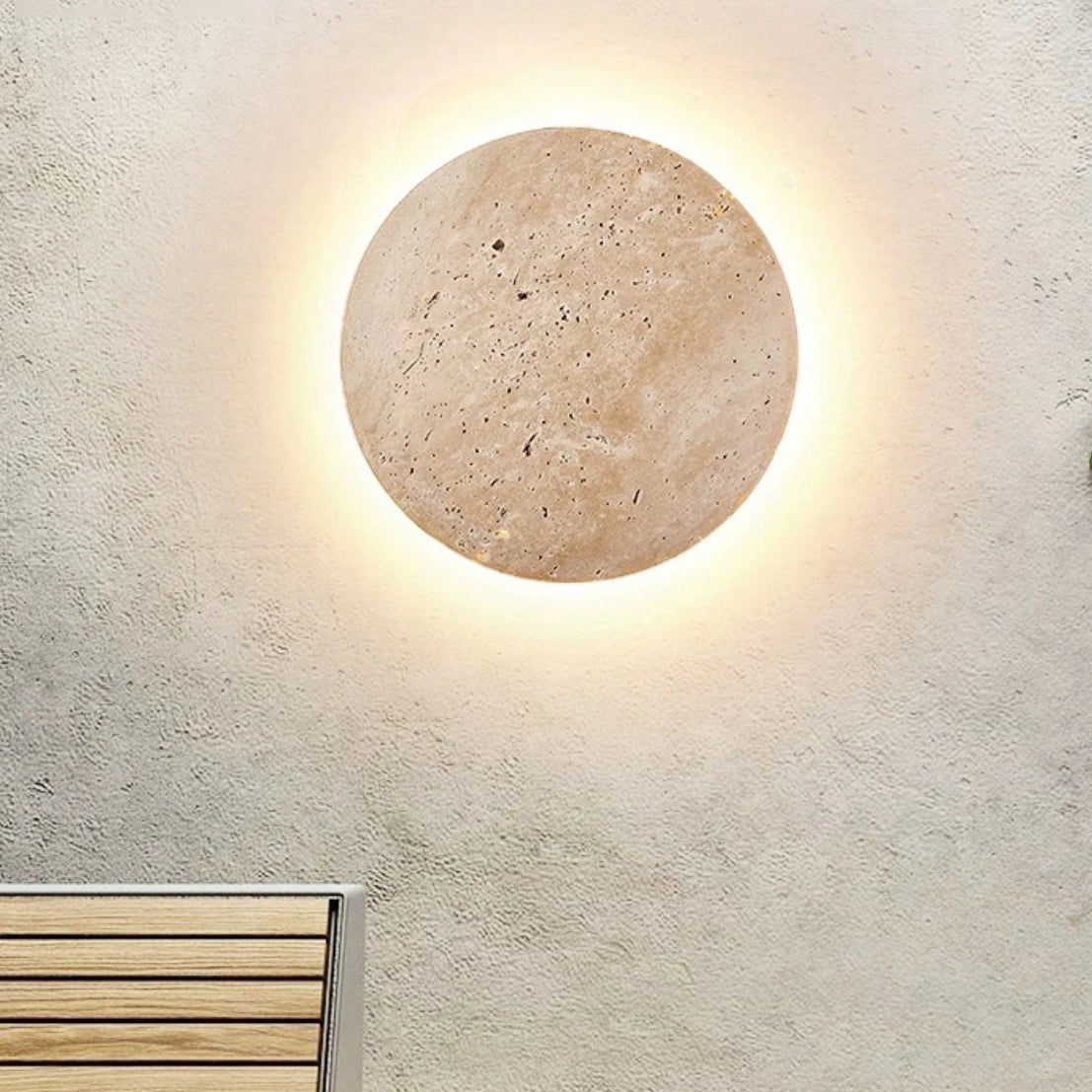 Lampa Ścienna Minimalistyczna z Trawertynu z Podświetleniem Halo