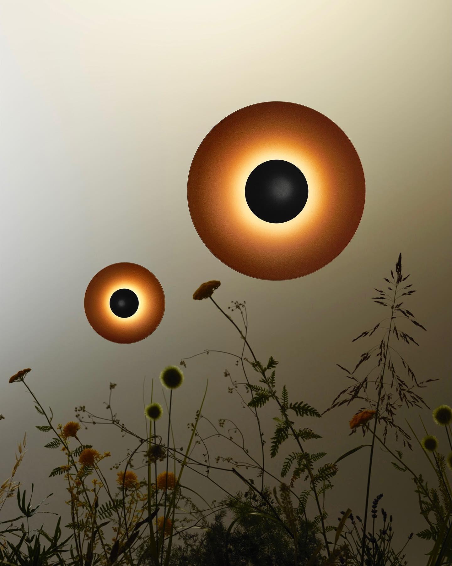 Lampa Ścienna Nowoczesna Minimalistyczna z Okrągłym Kloszem i Zintegrowanym LED