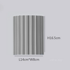 Lampa Ścienna Skandynawska z Pofalowanym Kloszem i Dwukierunkowym Światłem