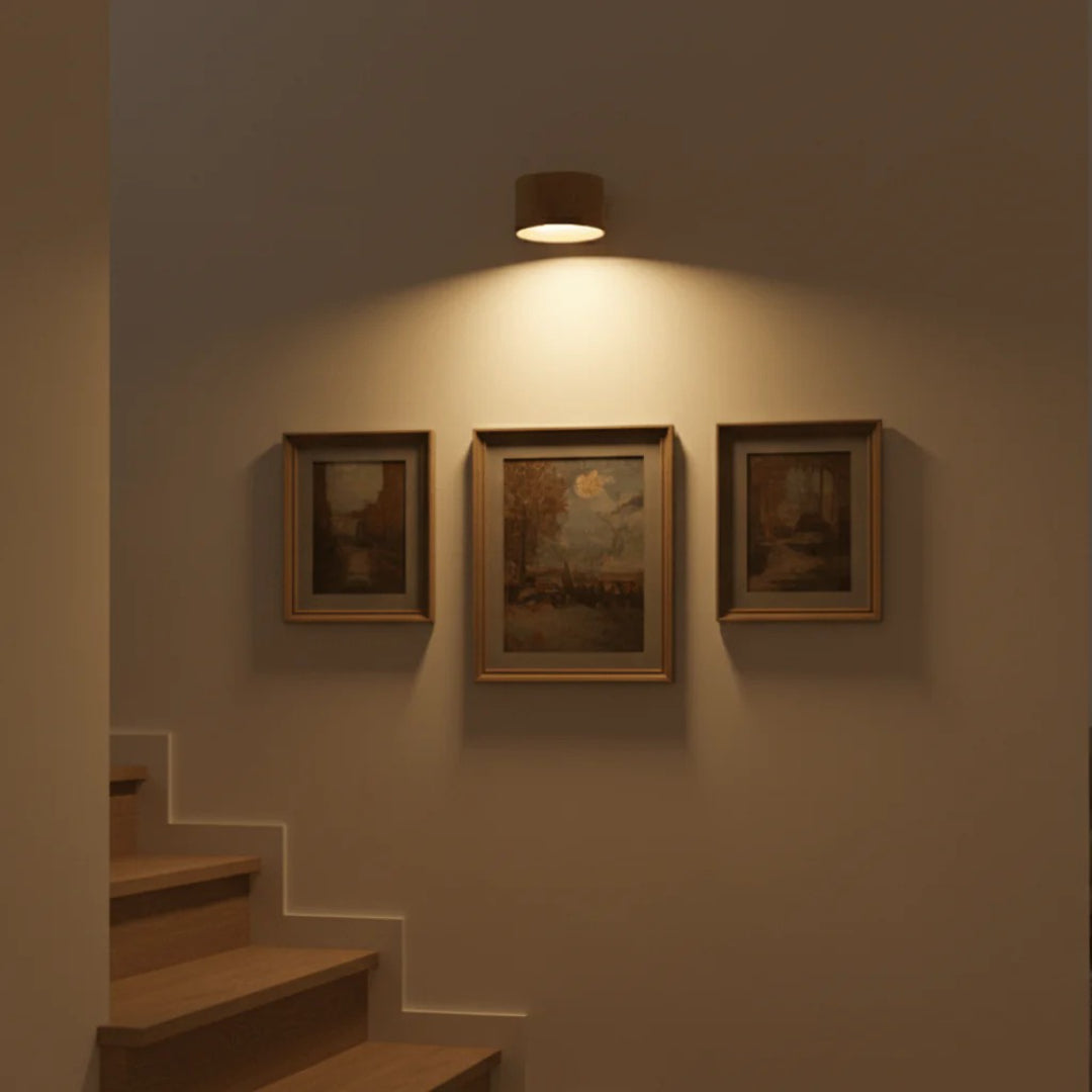 Lampa Ścienna Skandynawska z Regulowaną Głowicą i Akumulatorem