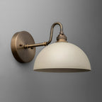 Lampa Ścienna Vintage z Mosiężnym Ramieniem i Kloszem w Kształcie Misy