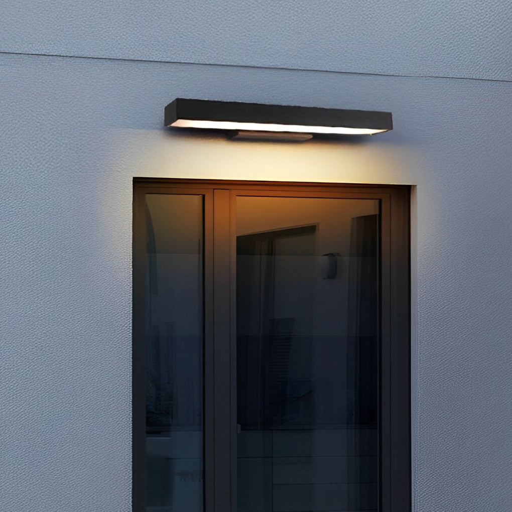 Lampa Ścienna Zewnętrzna Minimalistyczna z Zintegrowanym Oświetleniem LED