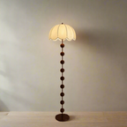 Lampa Stojąca i Stołowa Retro z Kloszem w Kształcie Kwiatu i Drewnianą Podstawą