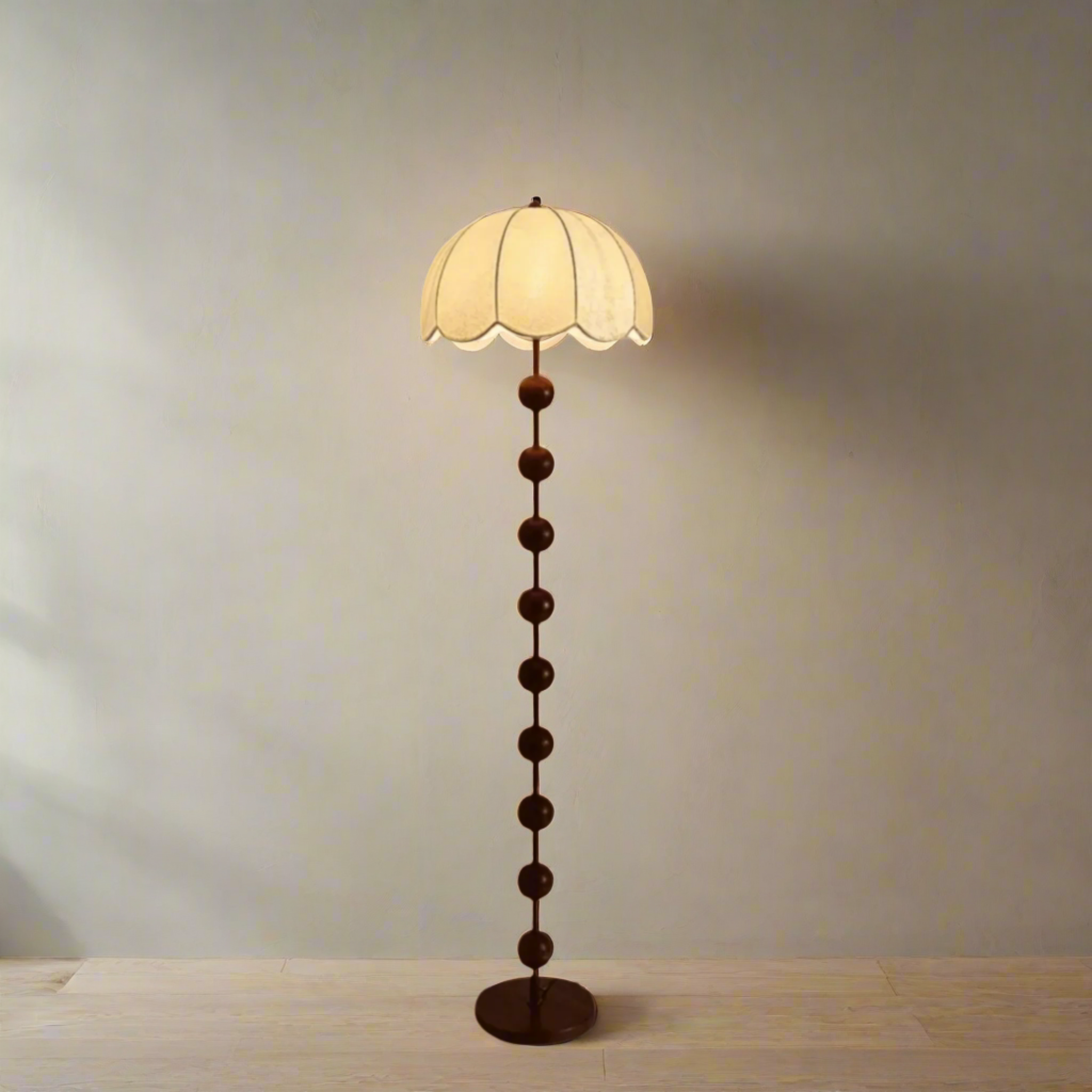 Lampa Stojąca i Stołowa Retro z Kloszem w Kształcie Kwiatu i Drewnianą Podstawą