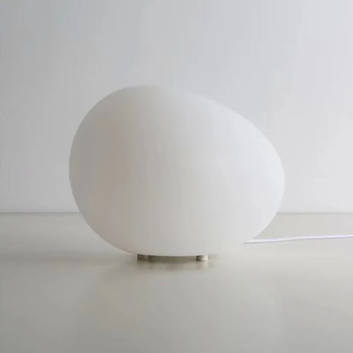 Lampa Stołowa Minimalistyczna z Organicznym Kloszem w Kształcie Kamienia