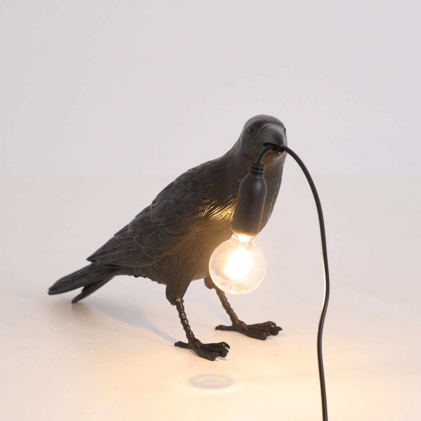 Lampa Stołowa Modern w Kształcie Kruka z Żarówką Edison