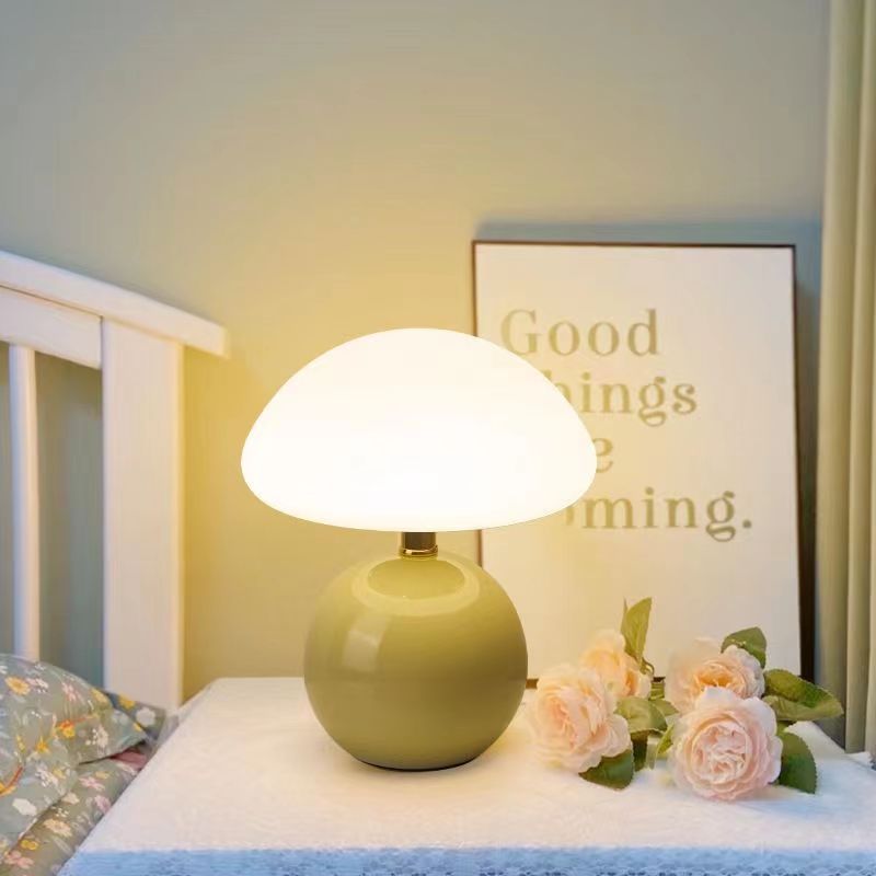 Lampa Stołowa Retro w Kształcie Grzyba z Regulowanym Światłem