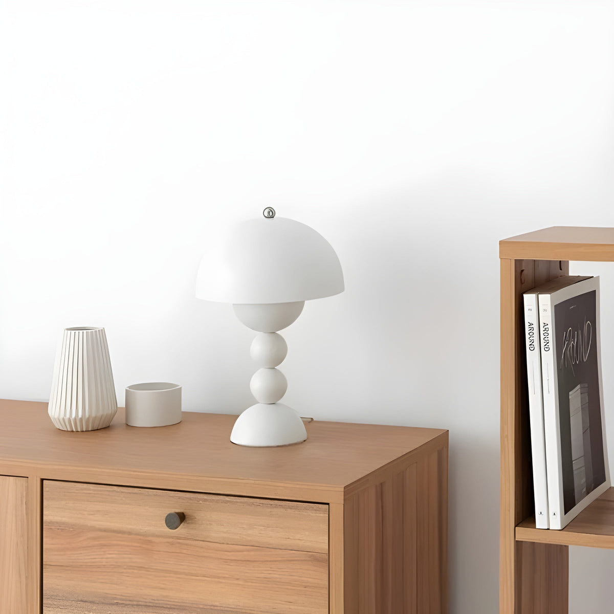Lampa Stołowa Retro z Kloszem Kopułowym i Podstawą Kulową Regulacja Jasności