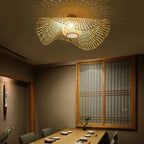 Lampa Sufitowa Boho z Plecioną Rattanową Kloszą w Kształcie Fali