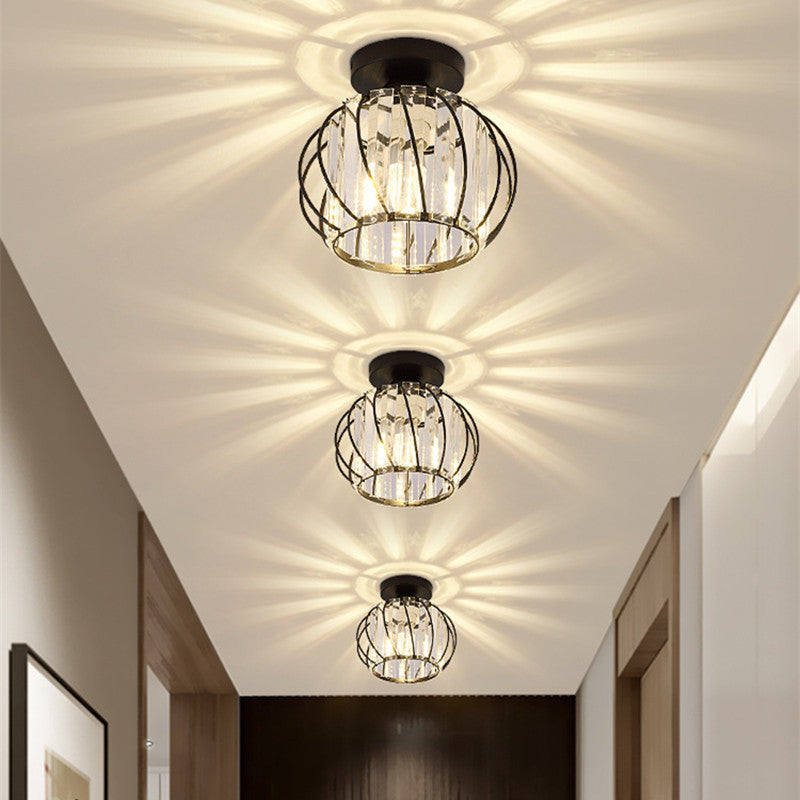Lampa Sufitowa Glamour z Kryształami i Metalową Kloszem Kulistym