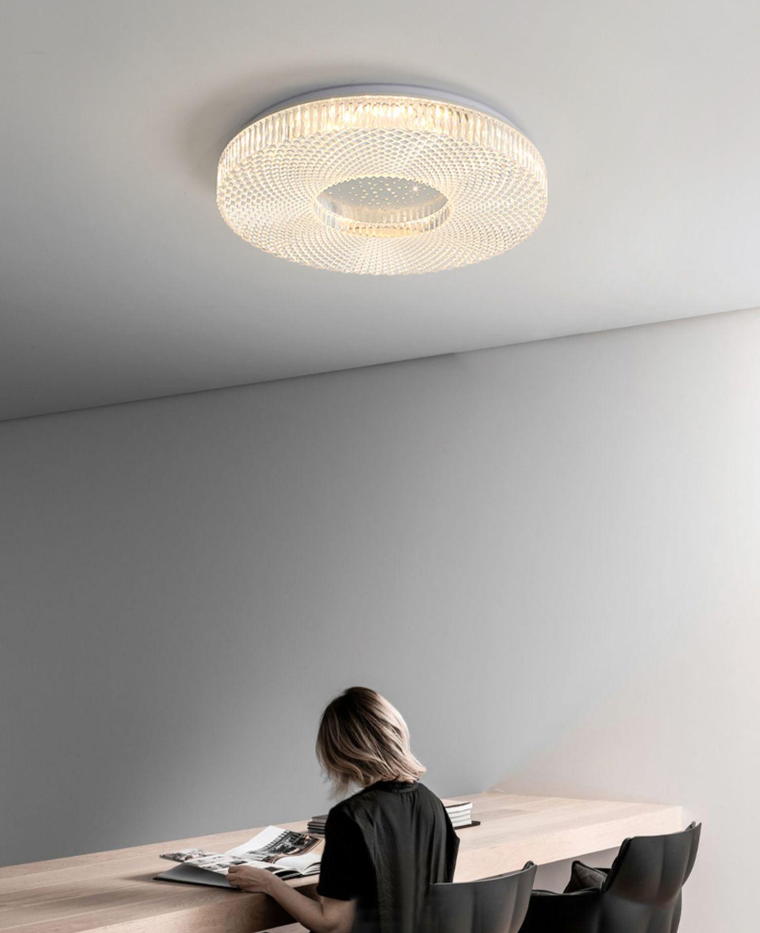 Lampa Sufitowa Glamour z Okrągłym Kloszem Akrylowym i Zintegrowanym LED