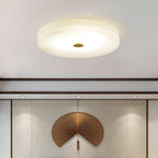 Lampa Sufitowa Minimalistyczna z Alabastrem i Złotym Detalem