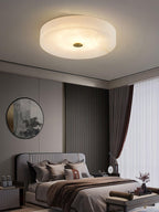 Lampa Sufitowa Minimalistyczna z Alabastrem i Złotym Detalem