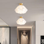 Lampa Sufitowa Nowoczesna z Falowanym Kloszem w Kształcie Kwiatu