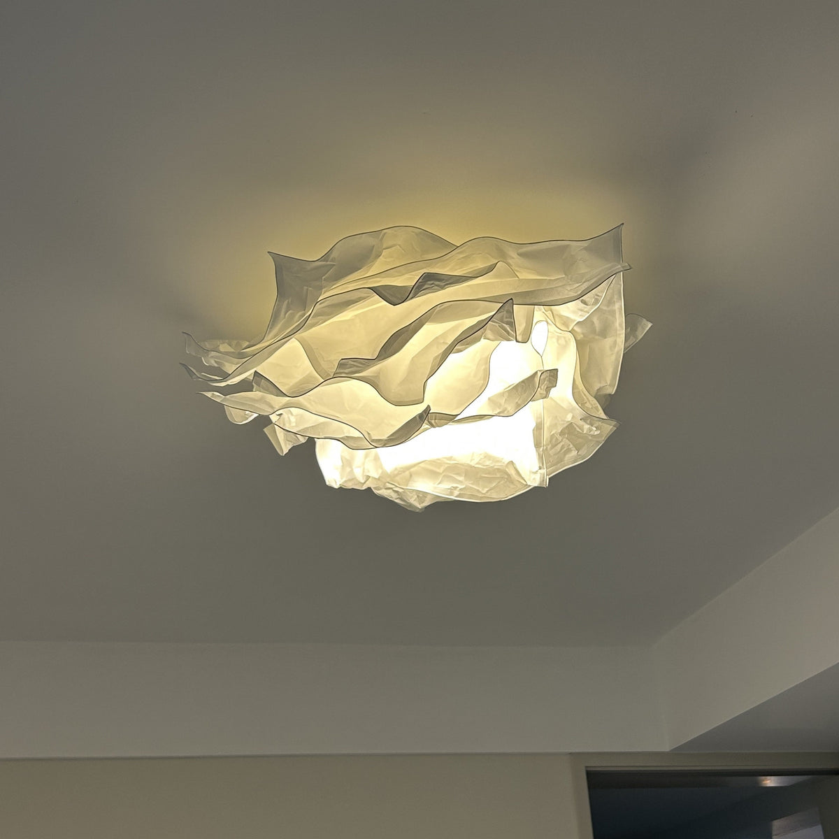 Lampa Sufitowa Nowoczesna z Papierowym Kloszem w Kształcie Kwiatu