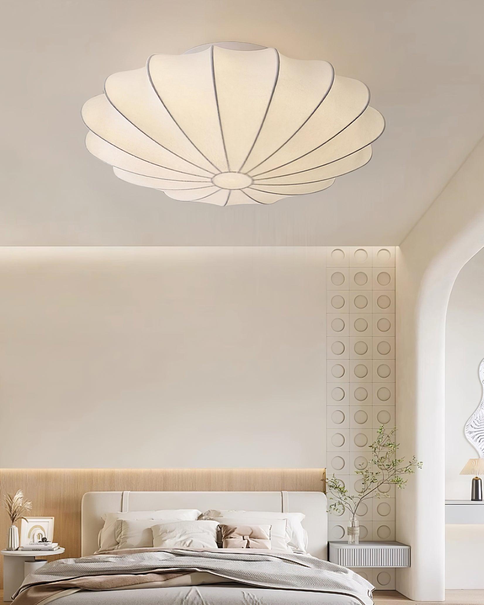 Lampa Sufitowa Retro z Jedwabnym Kloszem w Kształcie Kwiatu