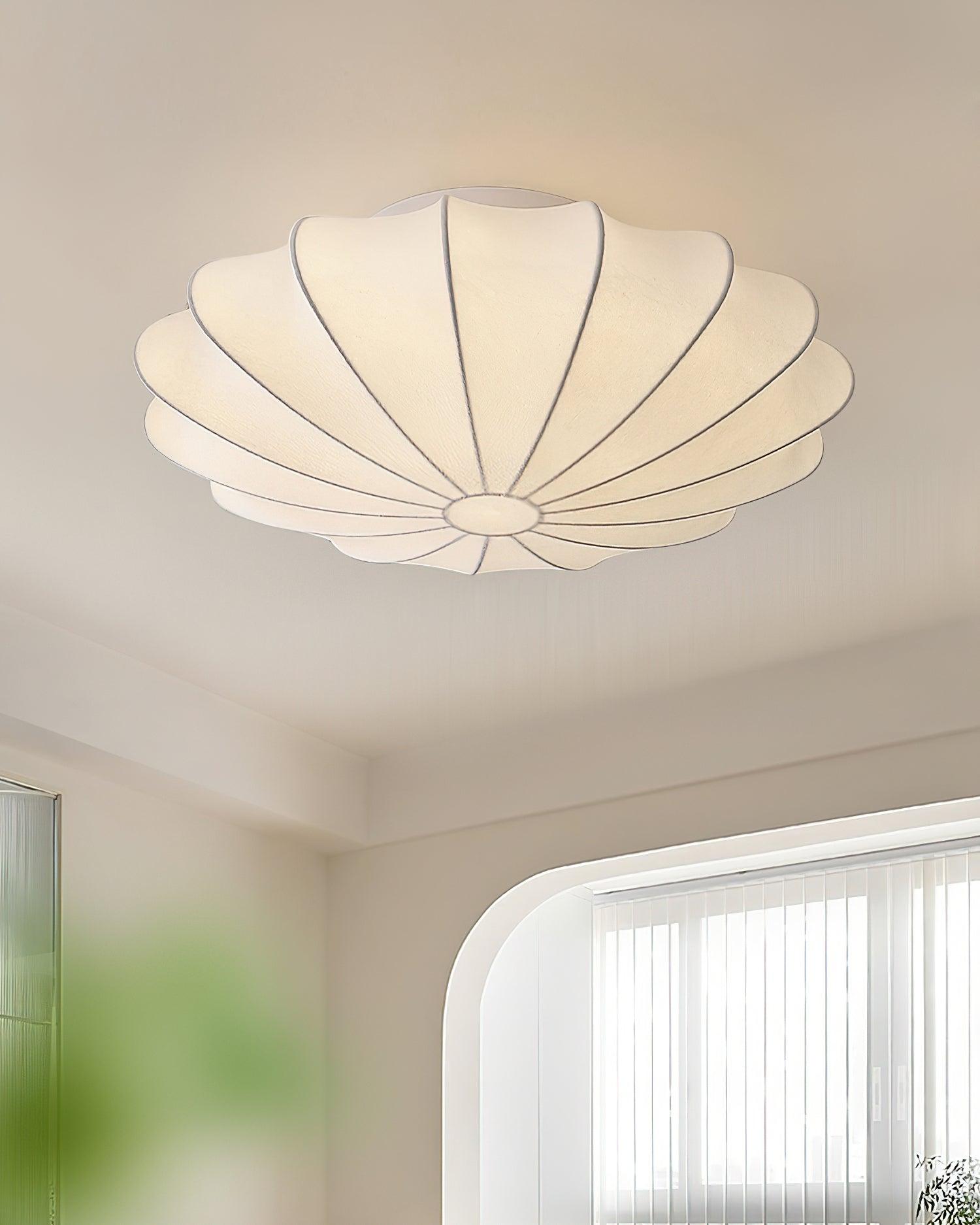 Lampa Sufitowa Retro z Jedwabnym Kloszem w Kształcie Kwiatu