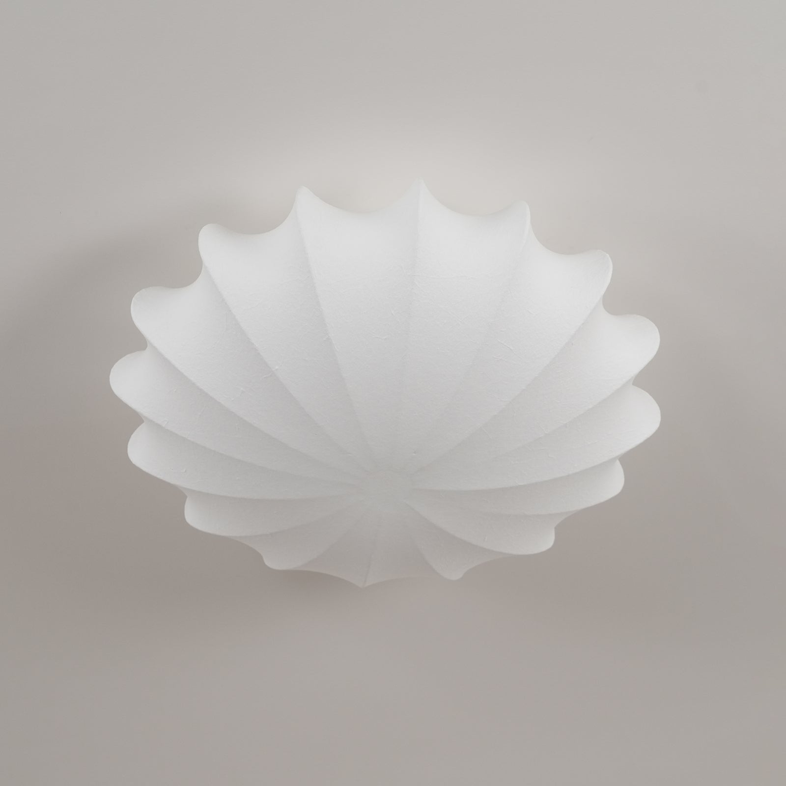 Lampa Sufitowa Retro z Jedwabnym Kloszem w Kształcie Kwiatu