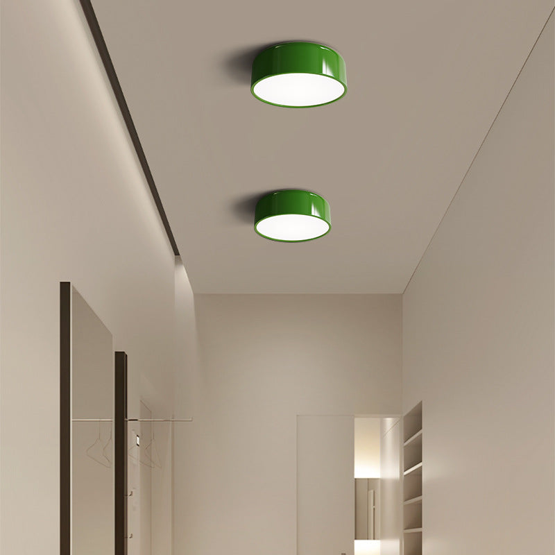 Lampa Sufitowa Retro z Okrągłym Kloszem i Wbudowanym Źródłem Światła