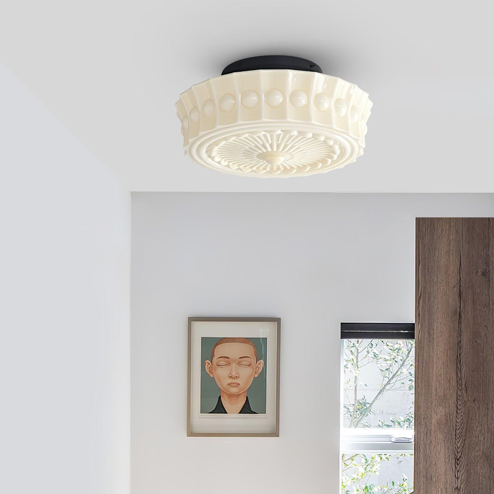 Lampa Sufitowa Retro z Ozdobnym Kloszem Szklanym