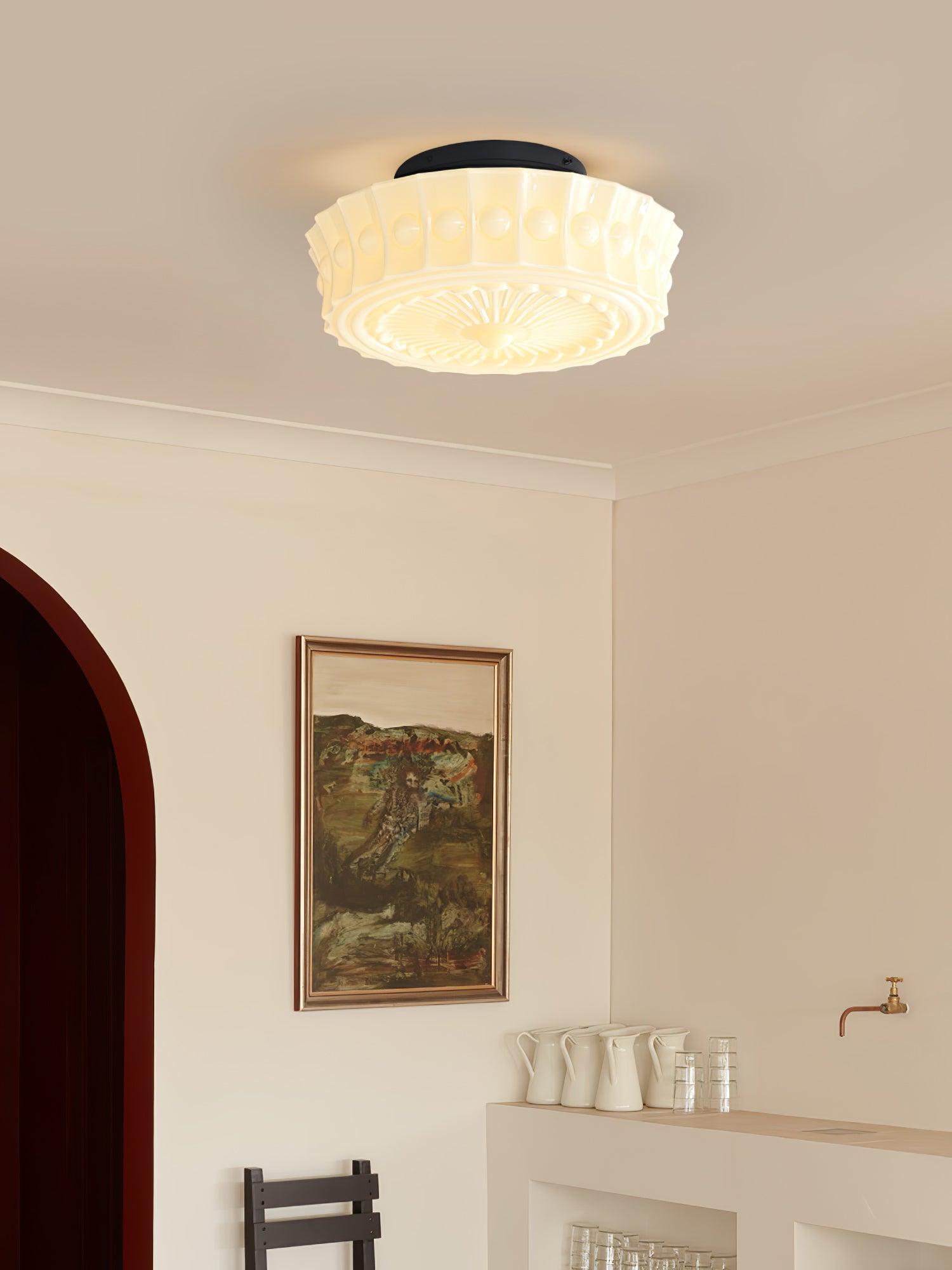 Lampa Sufitowa Retro z Ozdobnym Kloszem Szklanym