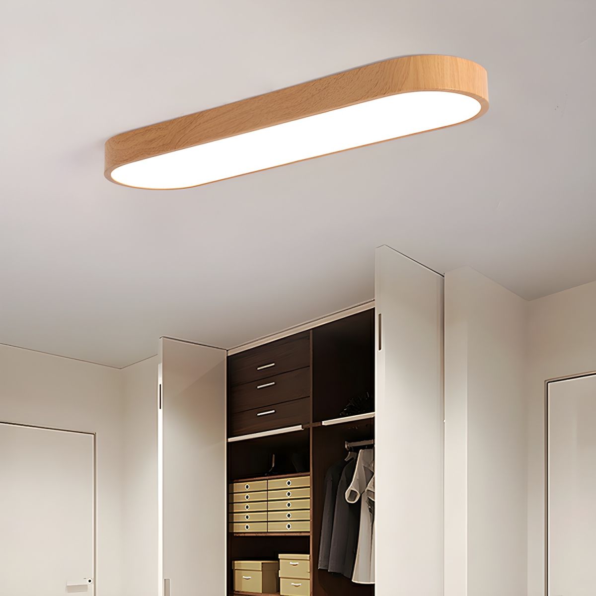 Lampa Sufitowa Skandynawska z Drewnianą Obudową i Białym Kloszem