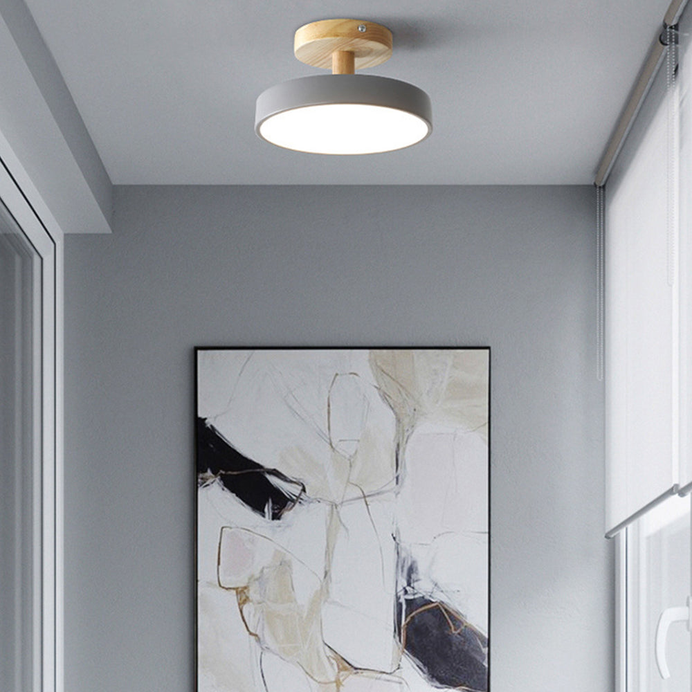 Lampa Sufitowa Skandynawska z Drewnianą Podstawą i Okrągłym Kloszem