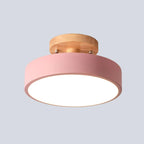 Lampa Sufitowa Skandynawska z Drewnianym Detalem i Okrągłym Kloszem