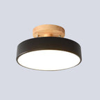 Lampa Sufitowa Skandynawska z Drewnianym Detalem i Okrągłym Kloszem