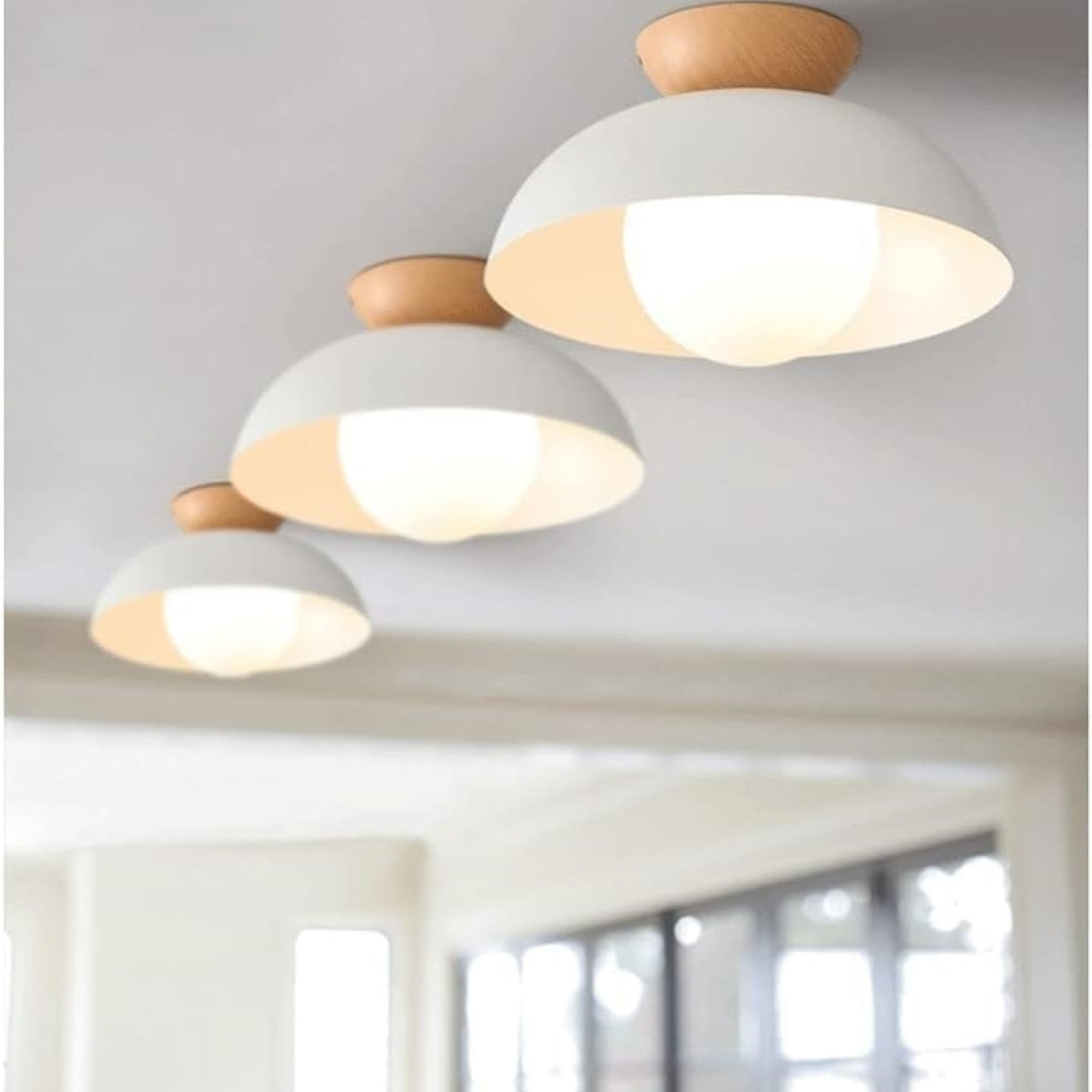 Lampa Sufitowa Skandynawska z Drewnianym Elementem i Kloszem Kulistym