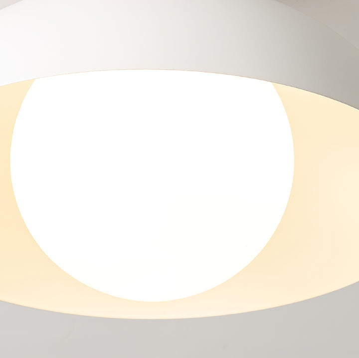Lampa Sufitowa Skandynawska z Drewnianym Elementem i Kloszem Kulistym