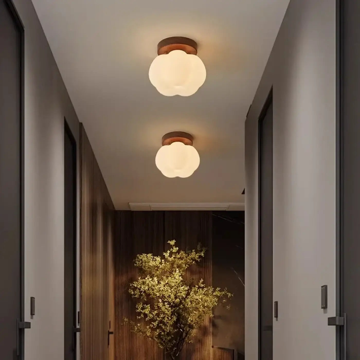 Lampa Sufitowa Skandynawska z Kloszem w Kształcie Kwiatu na Korytarz