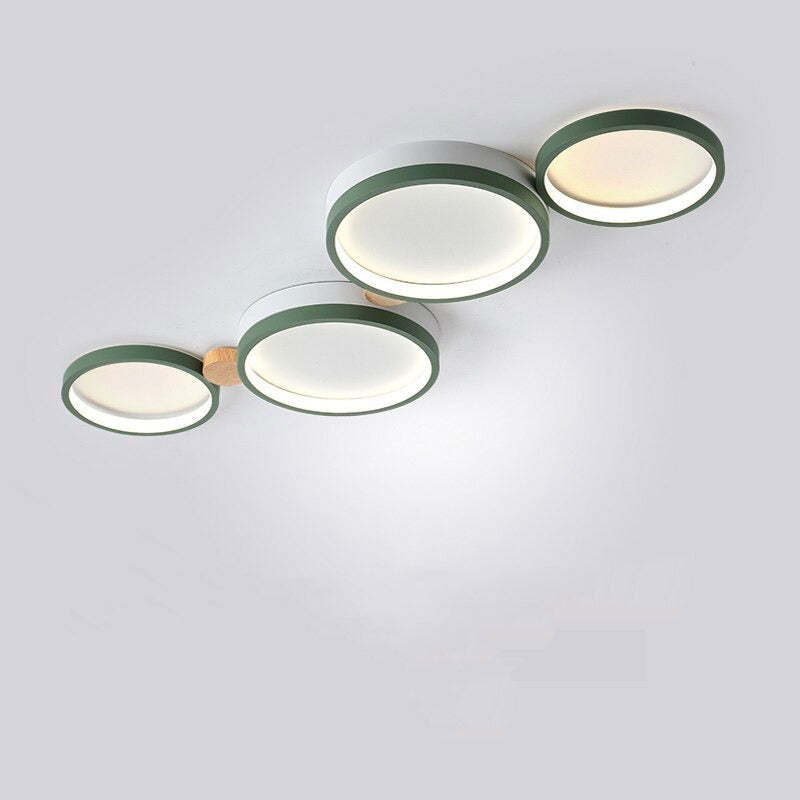 Lampa Sufitowa Skandynawska z Okrągłymi Kloszami i Drewnianymi Łącznikami