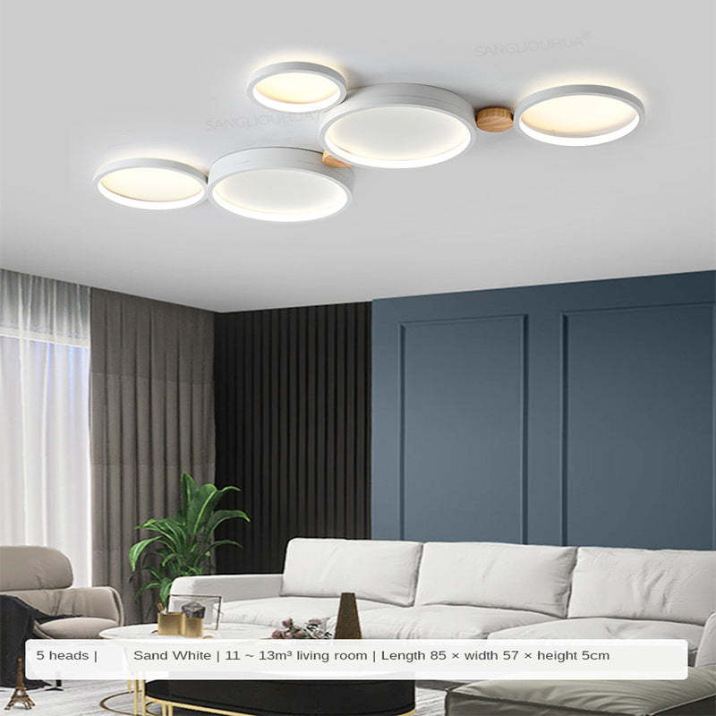 Lampa Sufitowa Skandynawska z Okrągłymi Kloszami i Drewnianymi Łącznikami