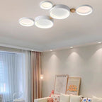 Lampa Sufitowa Skandynawska z Okrągłymi Kloszami i Drewnianymi Łącznikami ##POS:30##