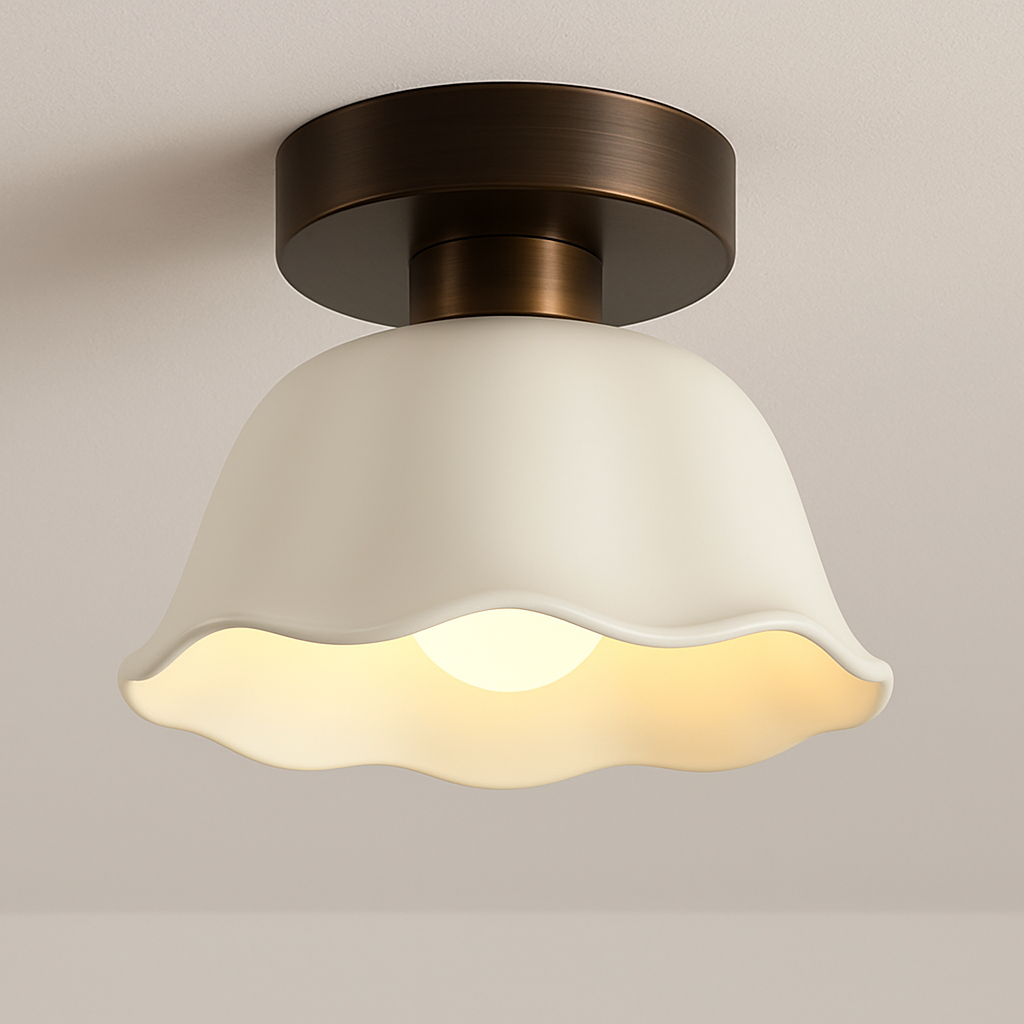Lampa Sufitowa Vintage z Falowanym Kloszem i Oprawką E27