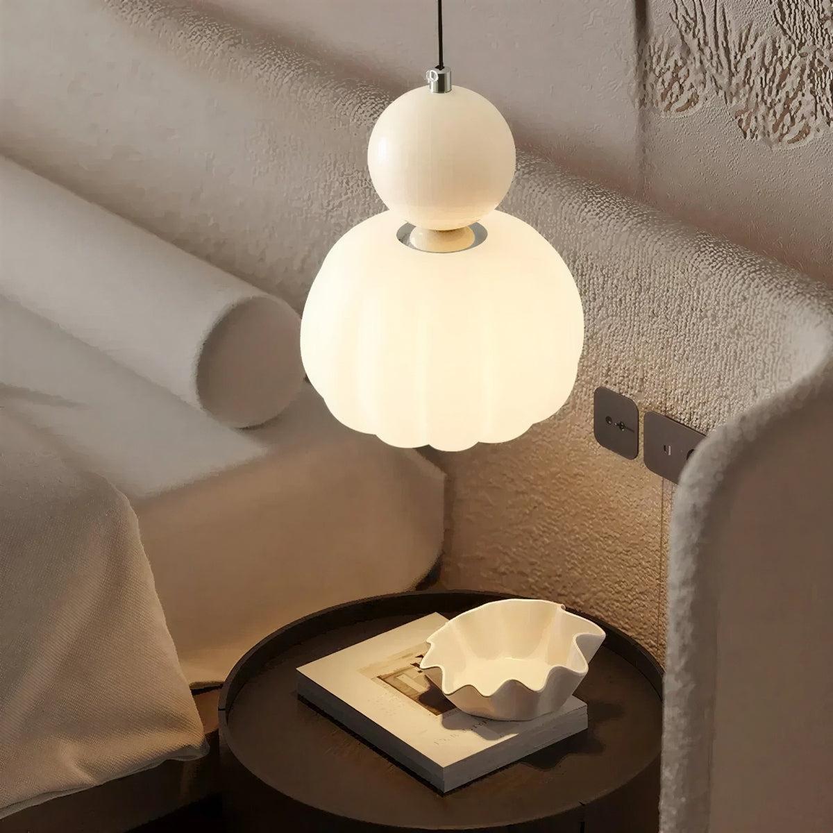 Lampa Wisząca Art Deco z Kulistym Elementem i Żeberkowanym Kloszem
