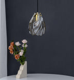 Lampa Wisząca Art Deco ze Szklanym Kloszem w Kształcie Muszli